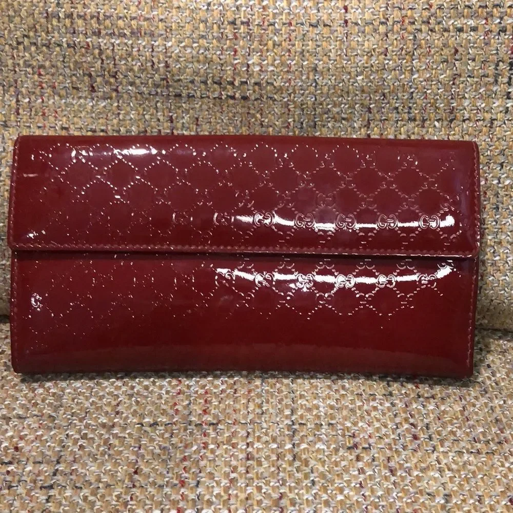 GUCCI GUCCISSMA Wine Patent Leather Continental Bifold Wallet Gold Heart Lock - Picture 3 of 17
